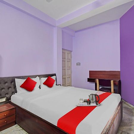 Hotel O R A Homestay Near Acropolis Mall Калькутта Экстерьер фото