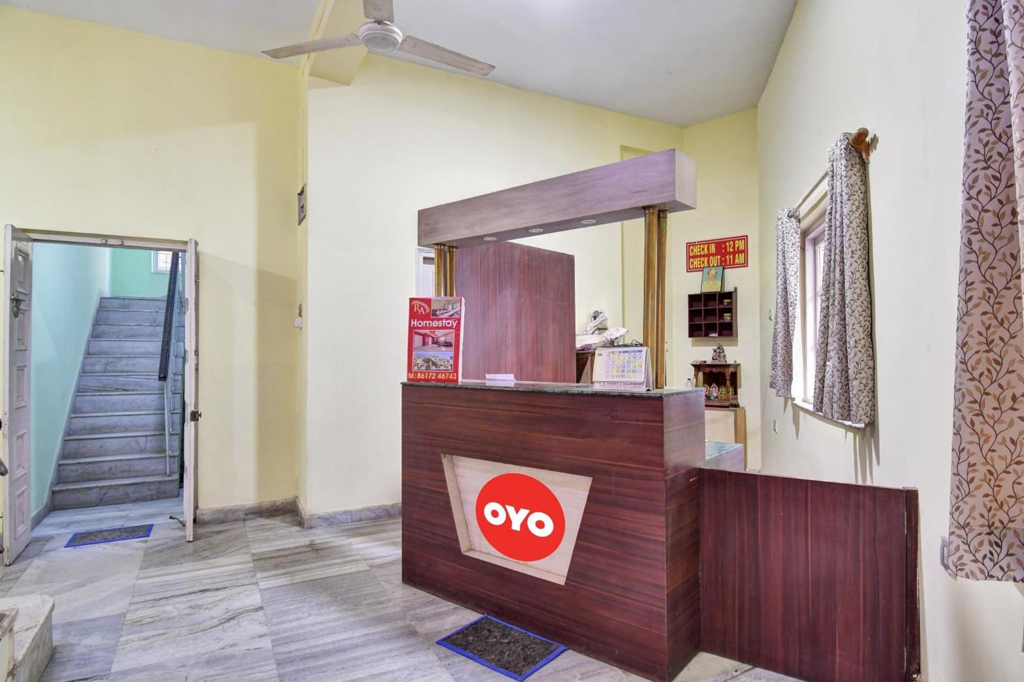 Hotel O R A Homestay Near Acropolis Mall Калькутта Экстерьер фото